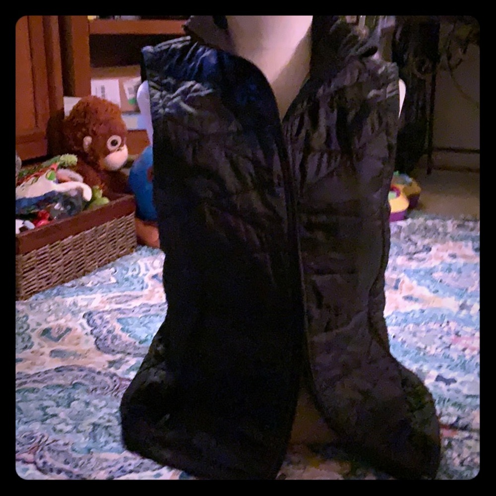 Columbia brand vest